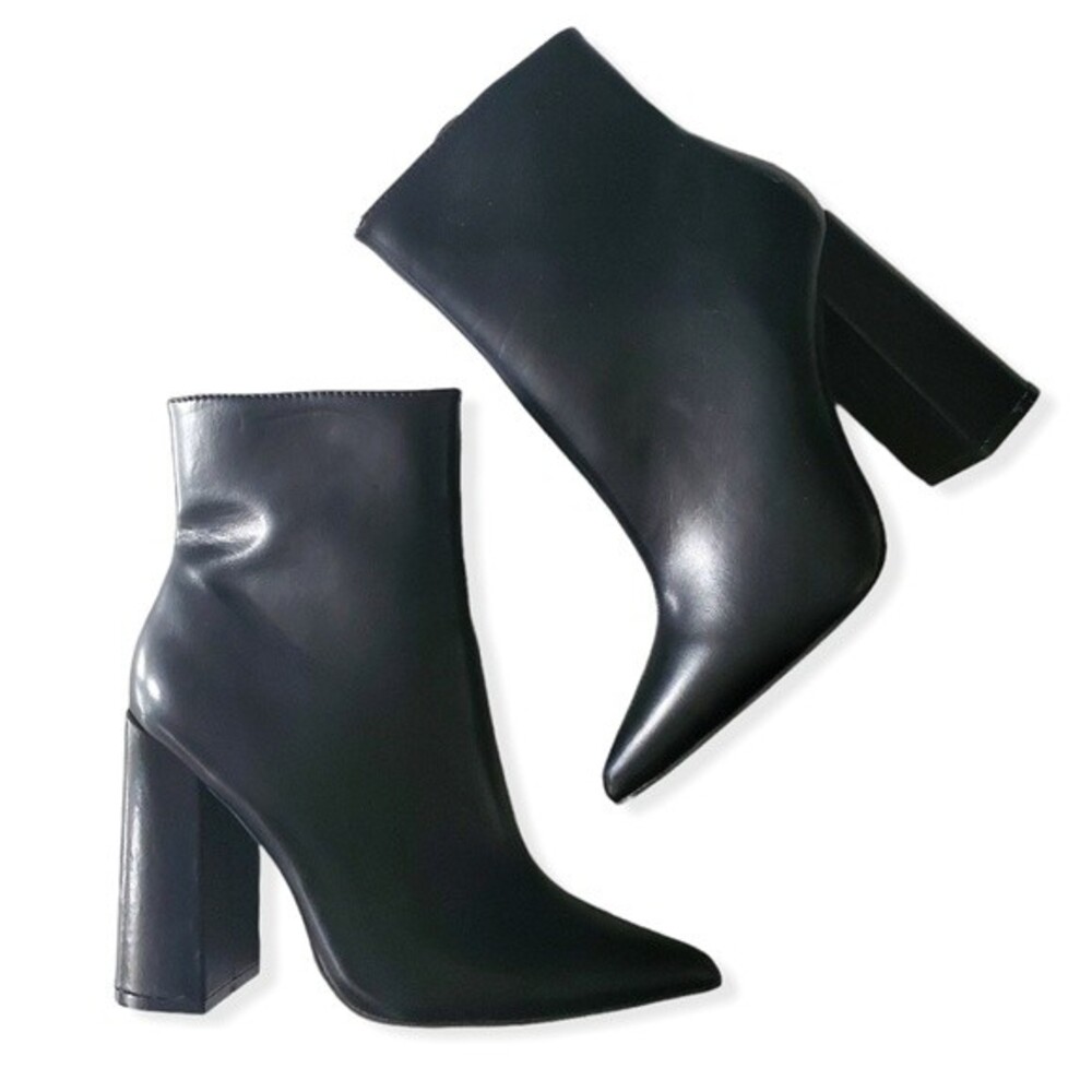 Pointed Toe Block Chunky Heel Bootie